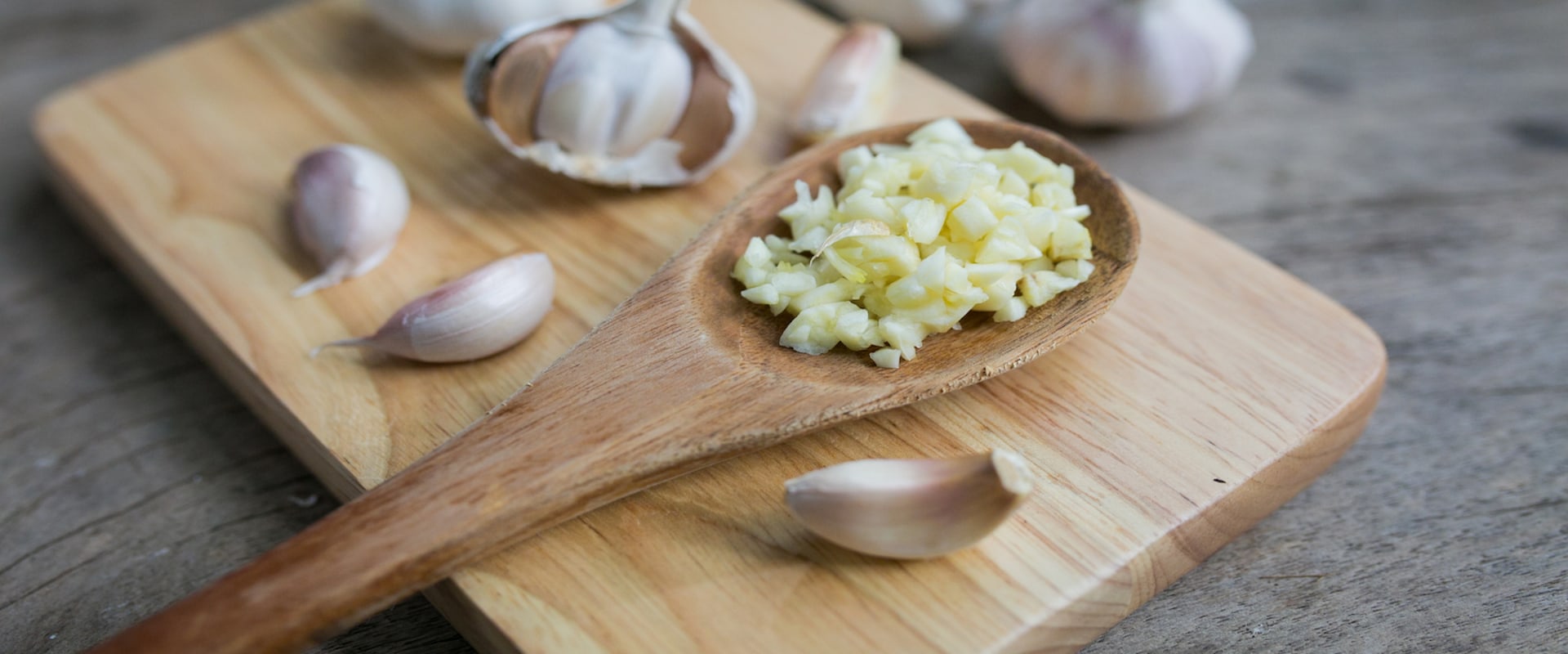 Garlic Oil: An Overview